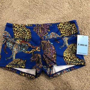 Fleo Leopards Walk, Large NWT
